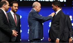 İstanbul'da üç ilçe belediye başkanı AK Parti'ye geçti