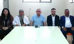 Öcalan'nın ilk kez ailesi ile fotoğrafı paylaşıldı