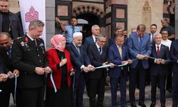 Gaziantep’te depremde hasar gören tarihi Şeyh Fethullah Camii ibadete açıldı