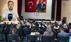 Yüksekova’da 100 öğrenciye kırtasiye desteği
