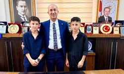 Yüksekova’nın Başarılı İkizlerine Büyüksu’dan Eğitim Desteği