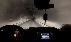 Yüksekova’da Yeniköprü Tüneli’nde Elektrik Sorunu! Sürücüler Çözüm Bekliyor