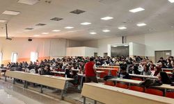 Kars’ta bin 985 üniversite öğrencisine "El Ele Güvenli Geleceğe" semineri