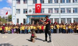 Siirt’te 600 öğrenciye trafik ve siber güvenlik eğitimi verildi