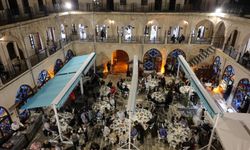 UNESCO müzik şehirleri toplantısı Tarihi Barutçu Hanı’nda sıra gecesiyle sona erdi