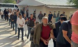 Şanlıurfa’da yasa dışı bahis operasyonunda gözaltına alınan 22 kişi adliyeye sevk edildi