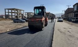 Yüksekova Devlet Hastanesi yolu asfaltlanıyor