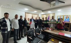 Amedspor Colemêrg Direniş Grubu DEM Parti’yi ziyaret etti