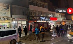 Yüksekova Çarşı Merkezinde Fırının çatısında yangın çıktı