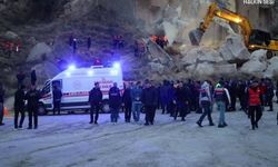 Kapadokya'da peribacası yıkıldı: Ölü ve yaralılar var