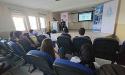 Van Gölü’nün gizemini keşfedecek gençlerin su altı yolculuğu başladı