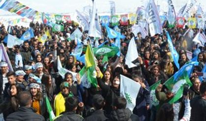 Yüksekova'da Newroz kutlamaları