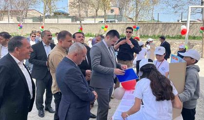 Diyadin’de 4006 TÜBİTAK Bilim Fuarı