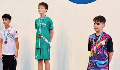 Elazığ paletli yüzme yarışlarında dünya 3.’sü oldu