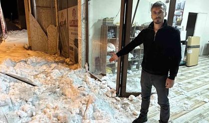 Çatıda biriken kar dehşeti: Faciadan dönüldü