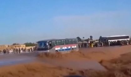 Afganistan ve Pakistan'ı sel vurdu: 47 ölü