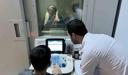 Uzmanından ailelere uyarı: İşitme testini ihmal etmeyin