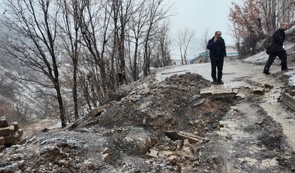 Şırnak’ta sağanak nedeniyle köyün bir bölümü çöktü evler boşaltıldı
