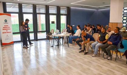 Kütüphanelerde bağımlılıkla mücadeleye yönelik farkındalık eğitimi