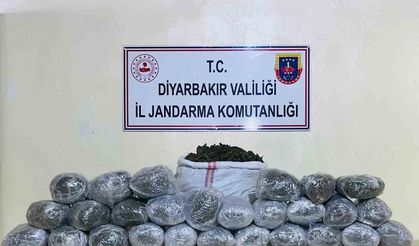 Diyarbakır’da yaklaşık 55 kilo uyuşturucu ele geçirildi