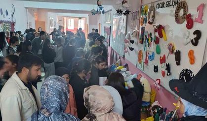 Muradiye MTAL’den ortaokul öğrencilerine bölüm tanıtım sergisi