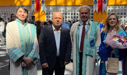 Hakkârili Esmanur Er’den Büyük Başarı: Fakülte Birincisi Oldu