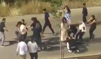 Düğün konvoyunda tekmeli, yumruklu kavga