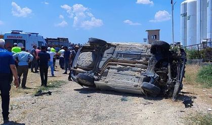 Takla atan otomobildeki 7 yaşındaki çocuk hayatını kaybetti