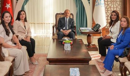 Hakkâri Yaşam Çemberi Kadın Kooperatifi’nden Vali Taşyapan’a ziyaret