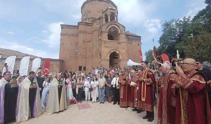 Akdamar Kilisesi’ndeki 14’üncü ayin sona erdi