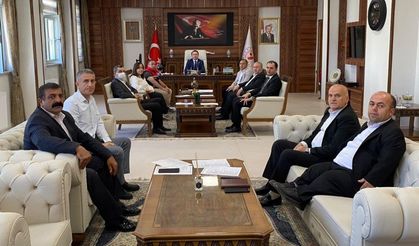 Yüksekova’da ihtiyaç sahibi ailelere 8,3 milyon TL’lik destek