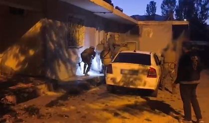 Bitlis’te sosyal medyada suç örgütünü öven şahıslara operasyon: 3 tutuklama