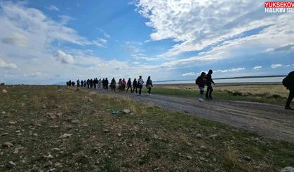 Arin Gölü’ndeki su çekilmesine dikkat çekmek için doğa yürüyüşü düzenlendi