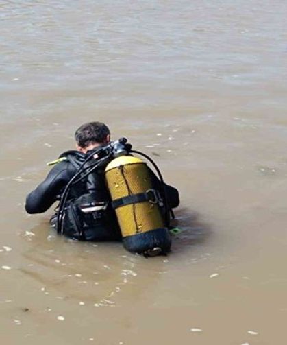 Serinlemek için Dicle Nehri’ne giren çocuk, boğularak hayatını kaybetti