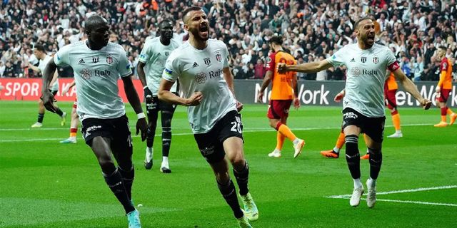 Beşiktaş Galatasaray'ı evinde 3 golle geçti