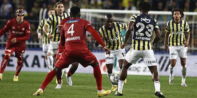 Fenerbahçe 10 kişiyle kazandı