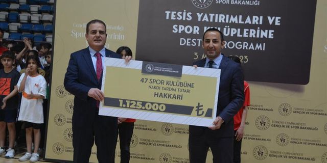 Hakkari’de 48 spor kulübüne 1 milyon 125 bin TL nakdi destek