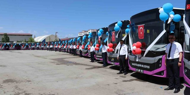 Van Büyükşehir Belediyesi tarafından alınan 27 otobüs hizmete başladı