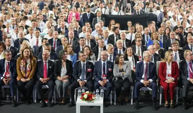 CHP Kurultayı'nda ikinci tur oylama yapılacak: Özel önde bitirdi
