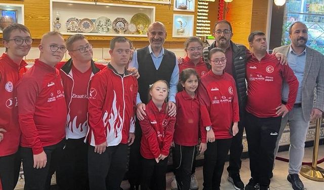 Down sendromlu şampiyonlara tatlı jest