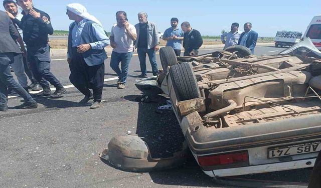 Diyarbakır’da iki otomobil çarpıştı: 6 yaralı