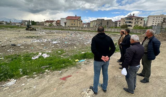 Yüksekova Belediyesi'nden çevre temizliği