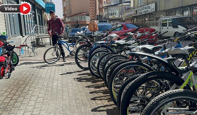 Yüksekova'da bisiklet sezonu başladı
