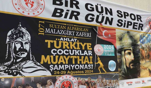 Çocuklar Muaythai Türkiye Şampiyonası Bitlis’te düzenlendi