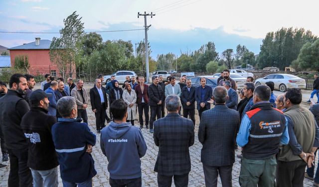 Van Büyükşehir Belediye Eş Başkanı Zeydan’dan yetki çağrısı