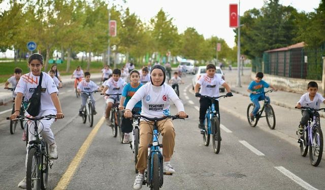 Avrupa Hareketlilik Haftasında bisiklet turu ve sıfır atık etkinliği düzenlendi