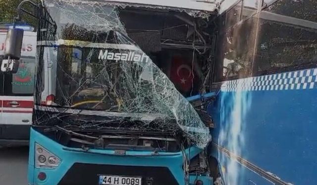 Malatya’da öğrenci servisi ile belediye otobüsü çarpıştı: Çok sayıda yaralı var