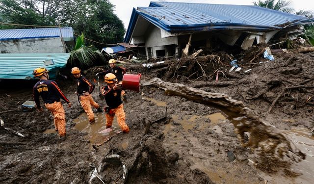 Filipinler’i vuran tropik fırtınada can kaybı 81’e yükseldi