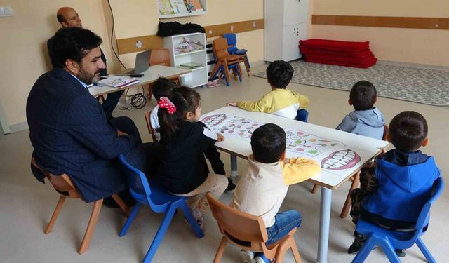 Sağlık çalışanlarının yüzünü güldüren proje: Hastane yerleşkesinde anaokulu açıldı