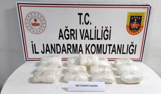 Ağrı’da tırın dorsesinde 16 kilo 200 gram metamfetamin ele geçirildi